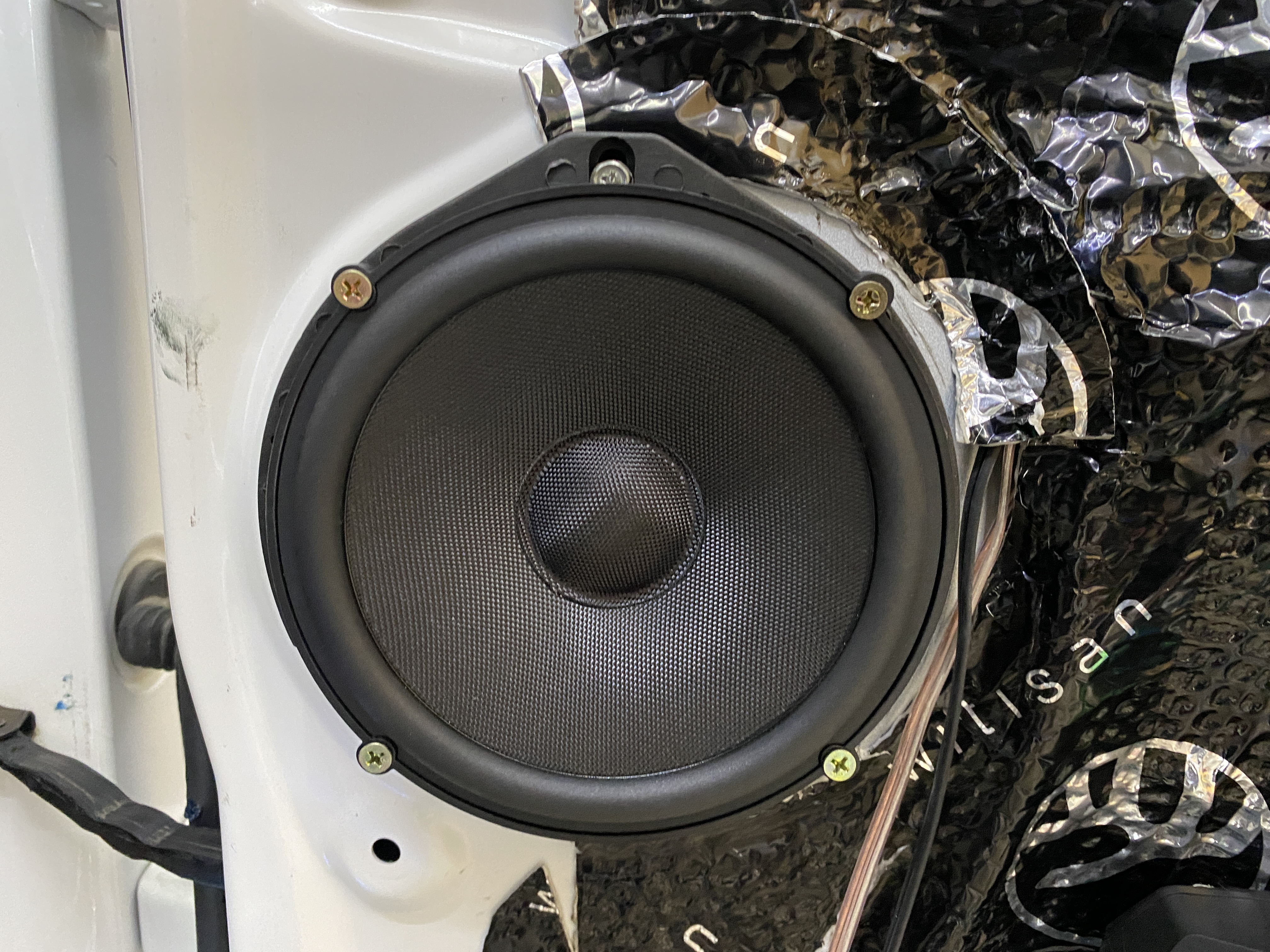 蔡甸本田crv汽车音响喇叭改装,东莞汽车crv隔音音响改装