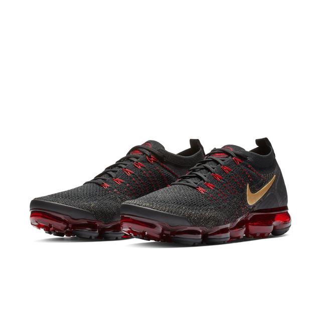 听说NIKE和乐高春节纪念版可比巴宝莉强多了，快快到我的碗里来！