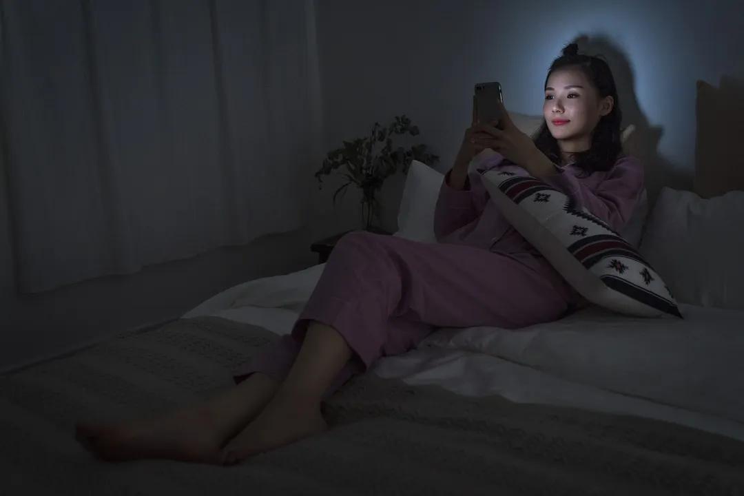 脸部浮肿影响颜值怎么办,面部浮肿影响颜值