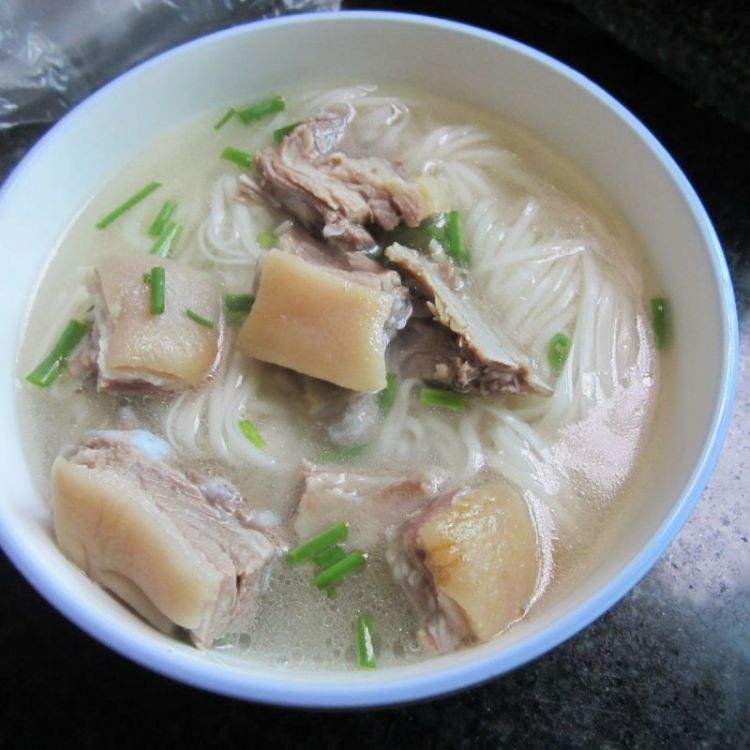 哺乳期妈妈需要忌口的高蛋白食物,哺乳期妈妈忌口的菜有哪些