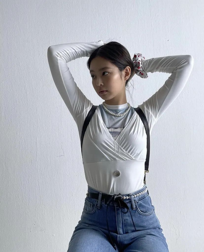 jennie甜酷风穿搭,jennie新造型lisa同款穿搭