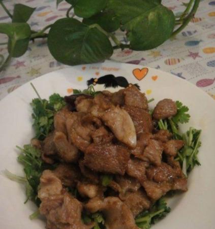 火遍大排档的孜然牛肉,在家就能做,原来这么简单,干净卫生