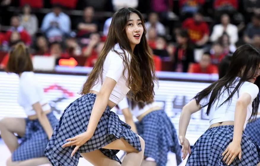 中美女子拉拉队一览