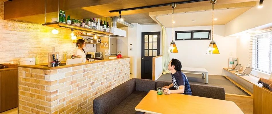 半开放式厨房和开放式厨房的区别,是开放式厨房还是半开放式厨房好