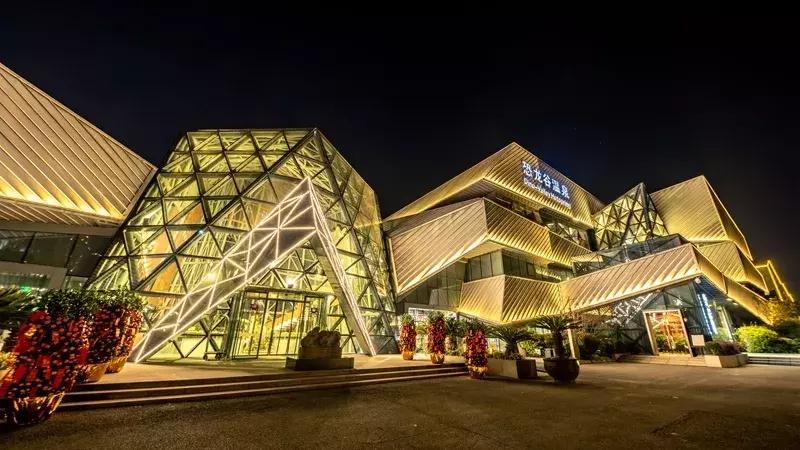 王炸有脾气吗,王炸为什么会打烂牌