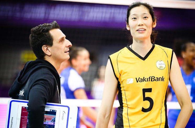 朱婷中国女排新任队长,朱婷纹身引来争议