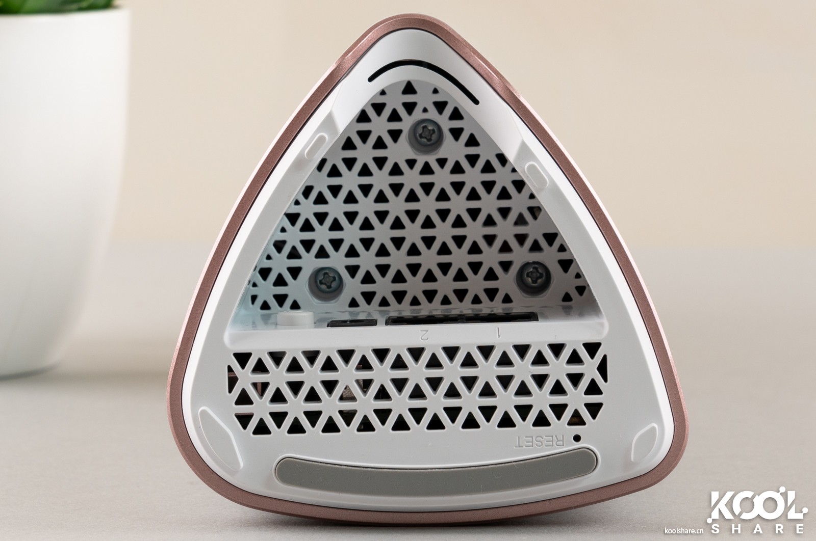 D-LINK友讯Covr-2202AC2200三频WIFIMesh系统开箱评测拆解