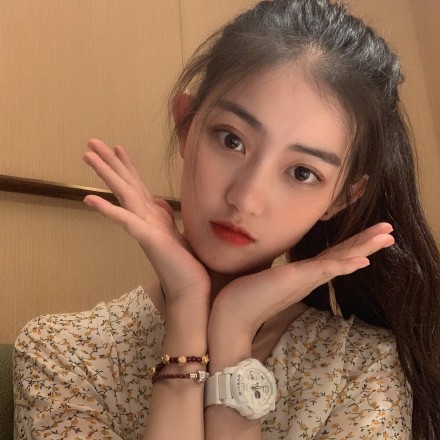 高质量甜酷风女头,韩系原宿风女生高冷头像