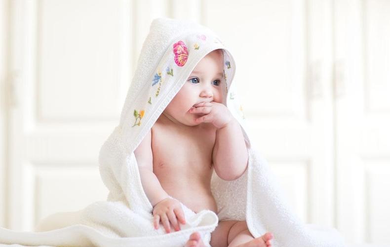 夏天长痱子怎么快速消除,新生儿夏天生痱子怎么办