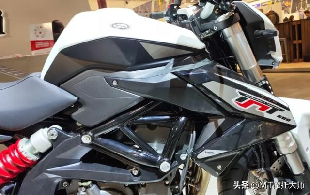 龙抬头！8年老车全新升级，解析四缸黄龙600，国内车友的机车梦