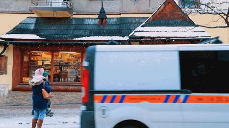 欧洲治安最好的国家,人均200+住8.8分五星酒店,还上了国内综艺