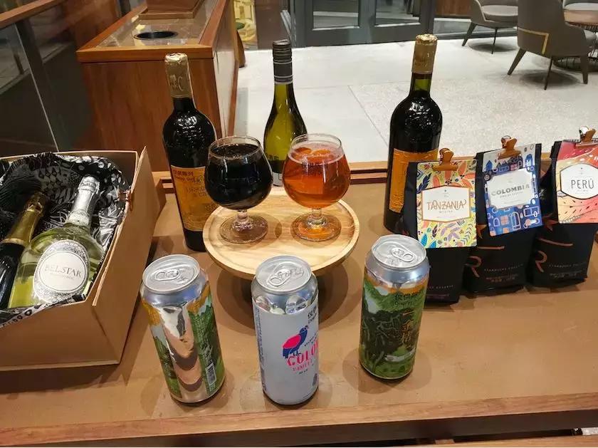 星巴克们的“*局骗**”,让多少餐饮创业者掉入陷阱?