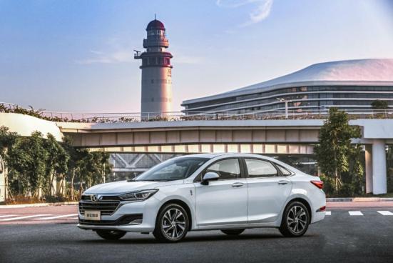 陪十个朋友买了车之后老司机吐血总结买车优惠“四大天条“