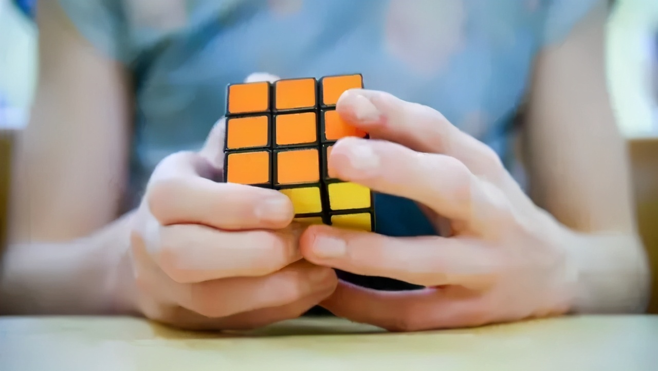 魔方高级玩法cfop代表什么,魔方高级玩法cfop教程第一集