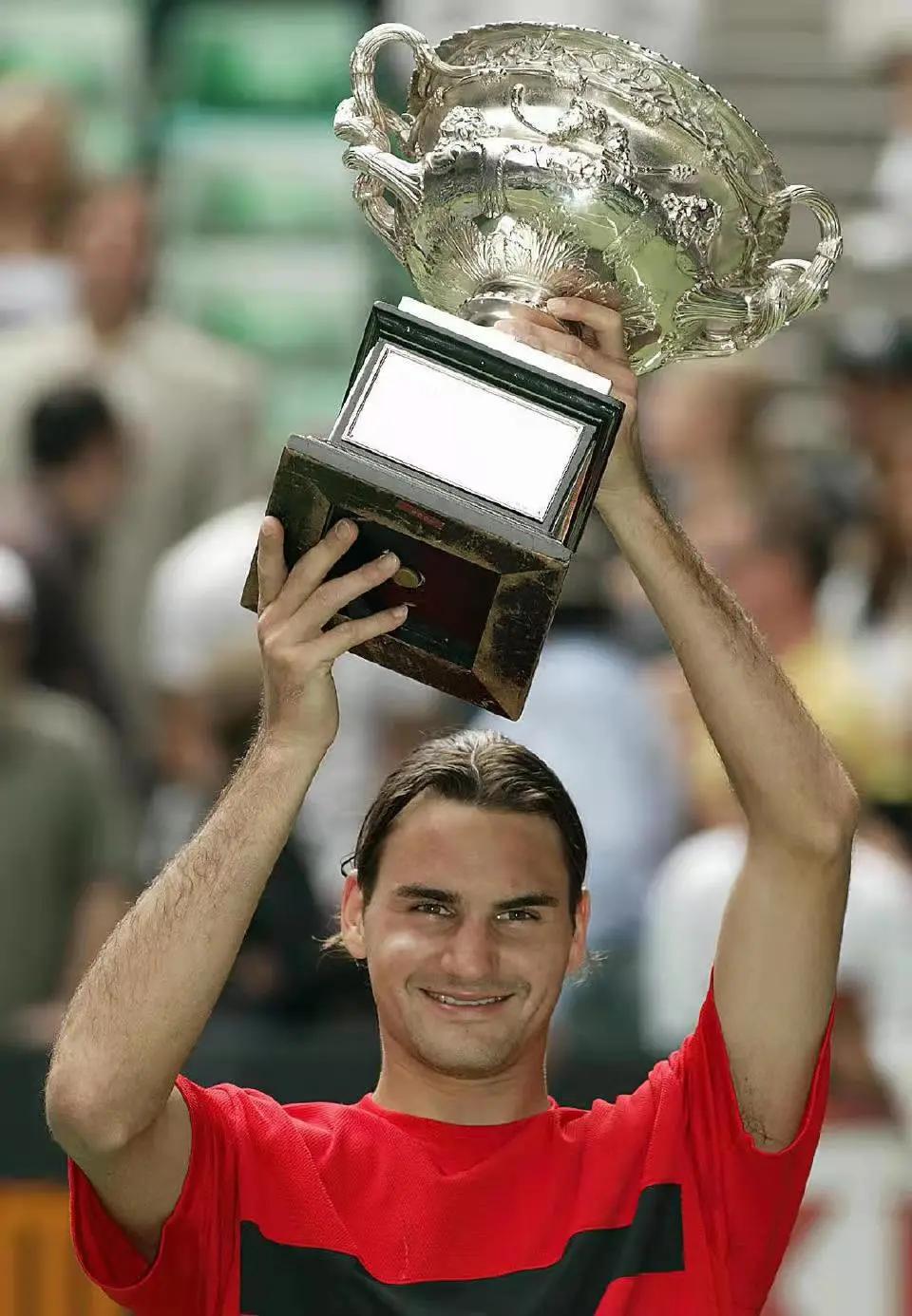 费德勒登顶积分榜,费德勒成名桑普拉斯