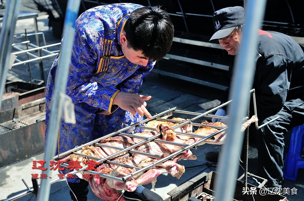沈阳棋盘山满族风情村烤全羊,沈阳棋盘山莲花炖鱼馆烤全羊