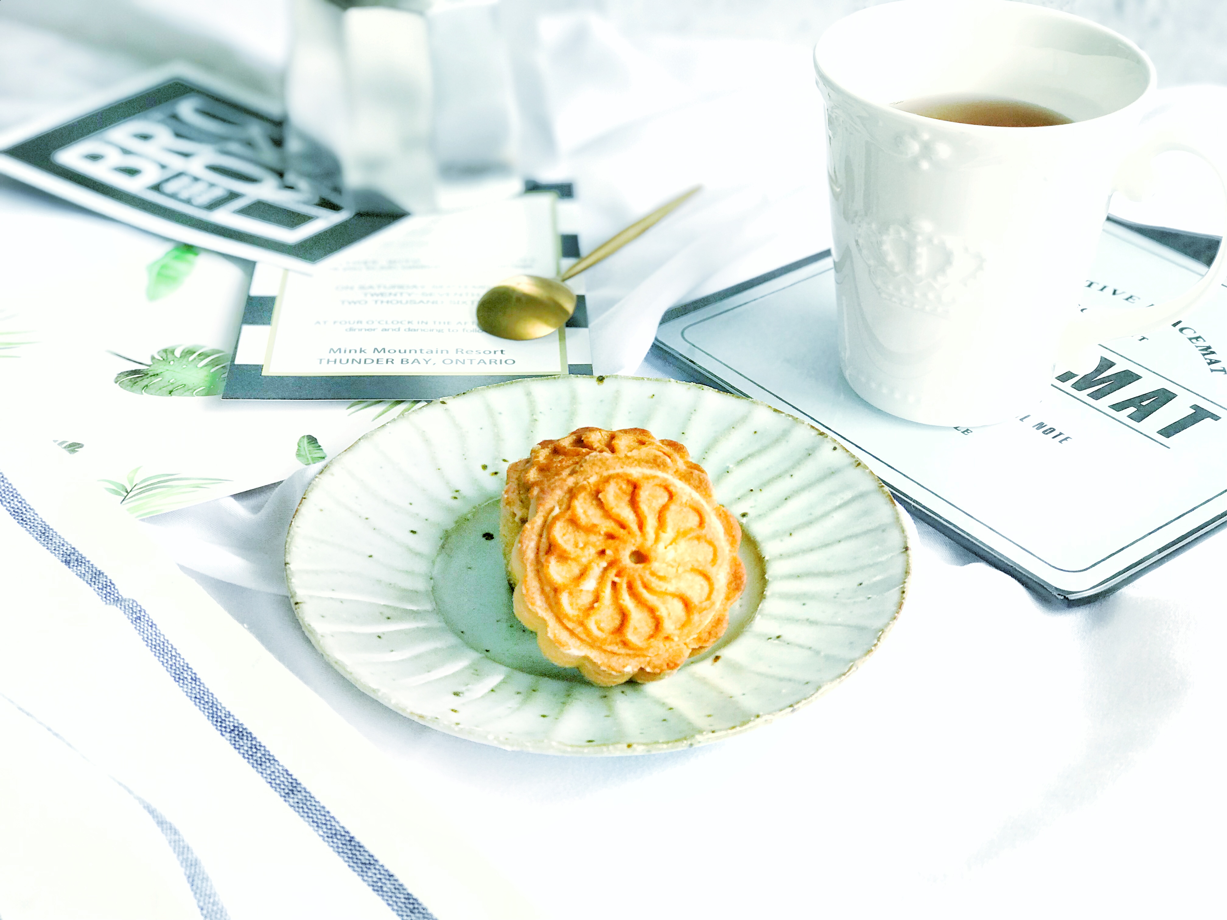 怎样做酥皮月饼最简单的方法,桃酥皮月饼的制作过程视频