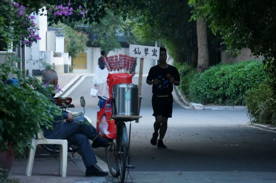 这些手写文字里，藏着整个福州城正在消失的记忆