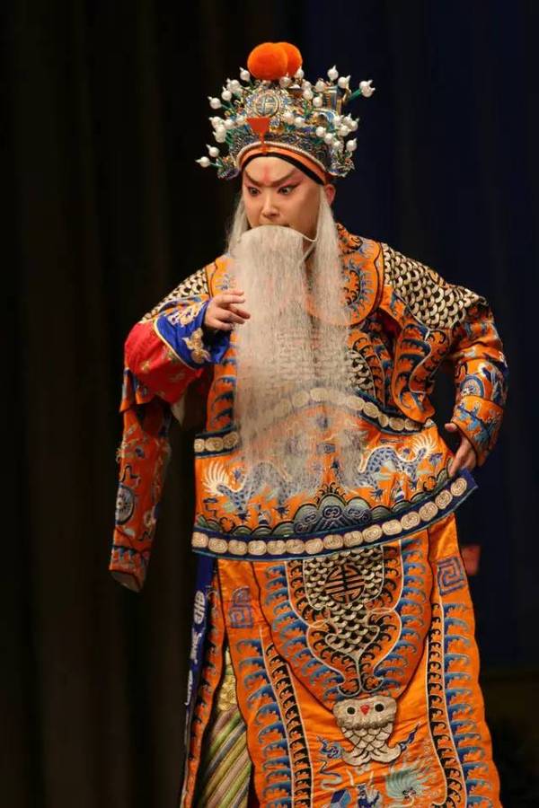 王佩瑜评价郭德纲京剧,京剧演员王珮瑜点评郭德纲