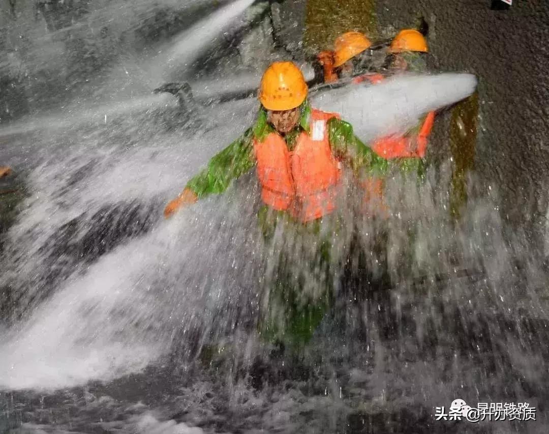 中国耗时最长至今尚未完工的隧道,中国最长的隧道双螺旋隧道
