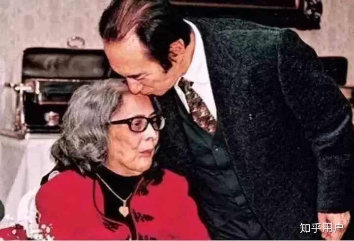 向华胜和向华强的关系如何,香港向华胜与向华强