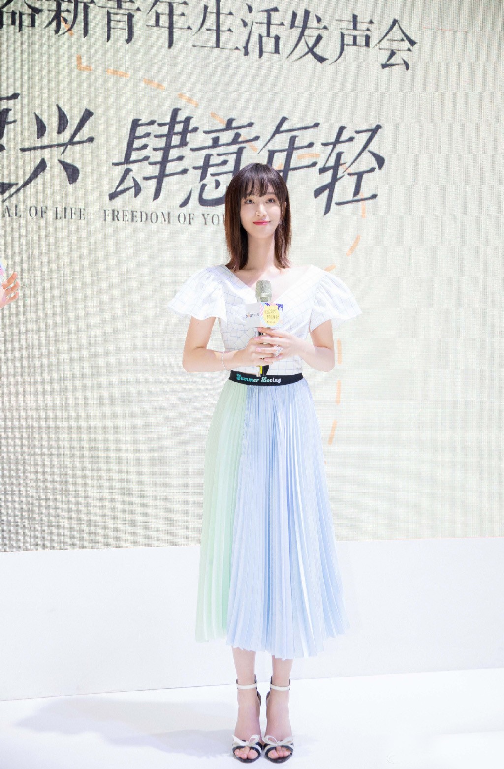 演员曹骏女友,曹骏现在女朋友是谁