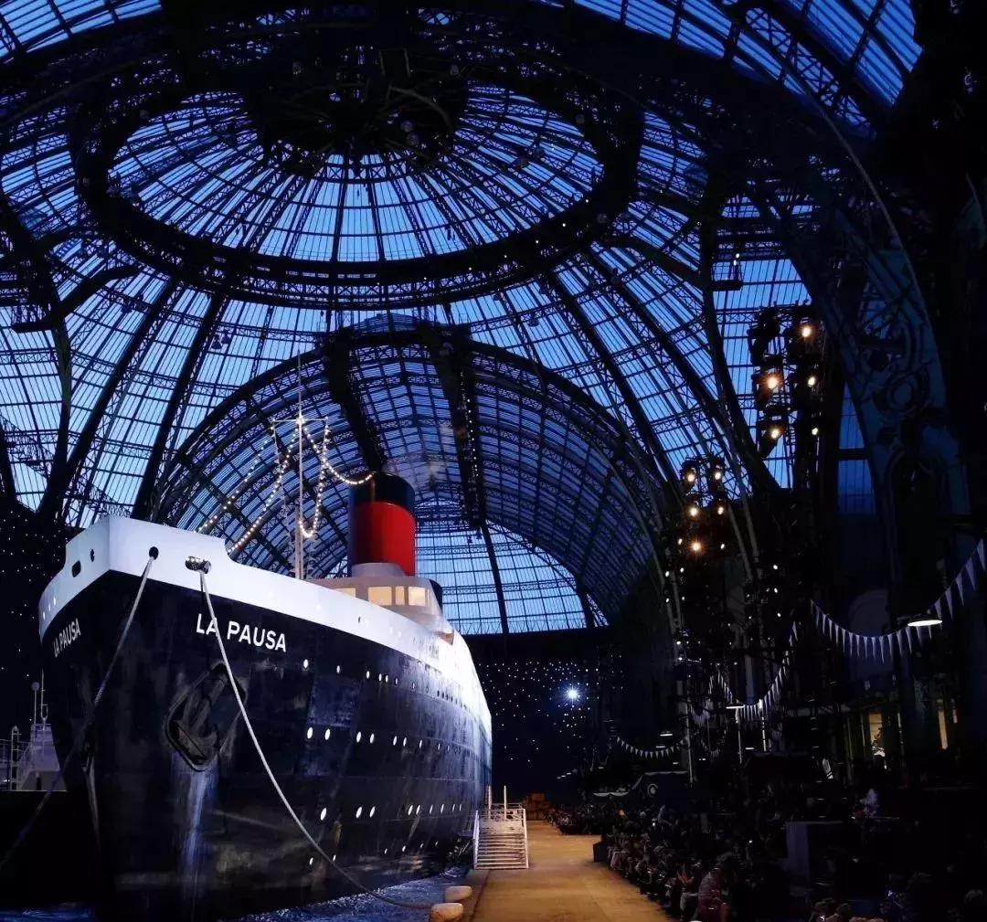 别哭汪峰歌曲,别哭英文歌曲