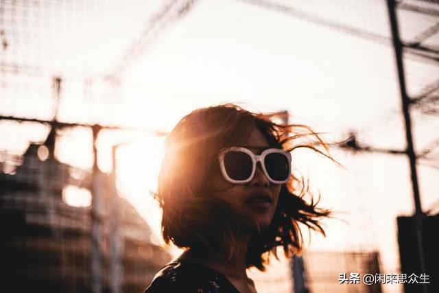 鐖辨儏鏄簿绁炲眰闈㈢殑鍚稿紩,鐖辨儏鏄敱涓婂崐韬紑濮嬬殑