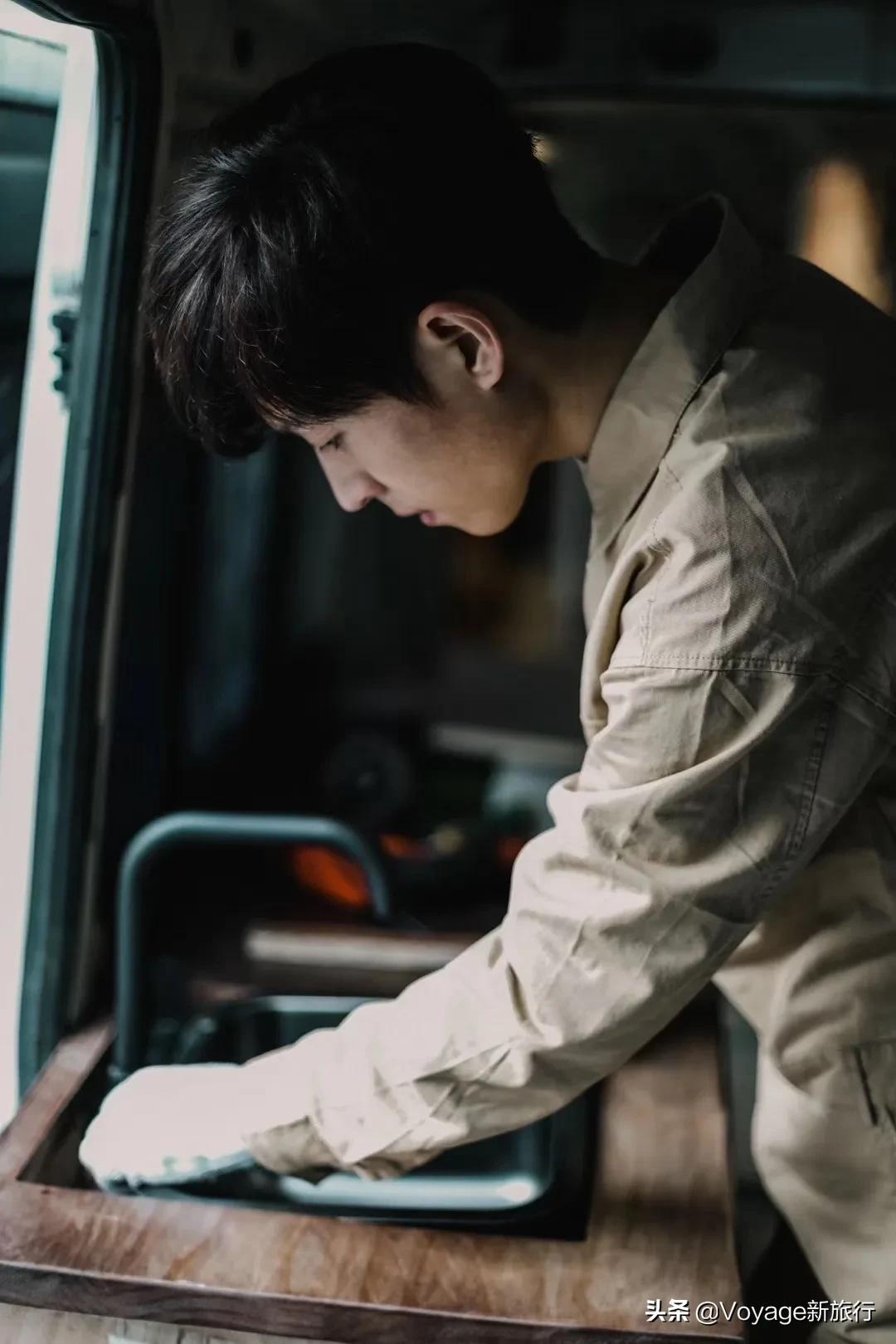 我们采访了6位旅行KOL，靠环游世界爆火还赚钱，太让人眼红了！