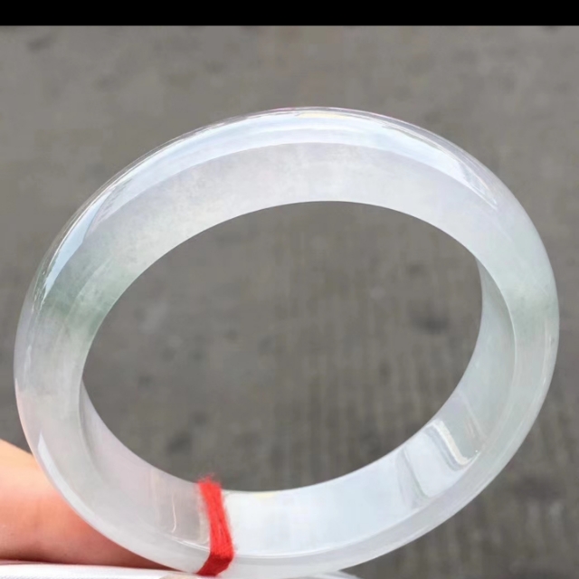 缅甸翡翠镯子直播间价格,缅甸翡翠镯子店