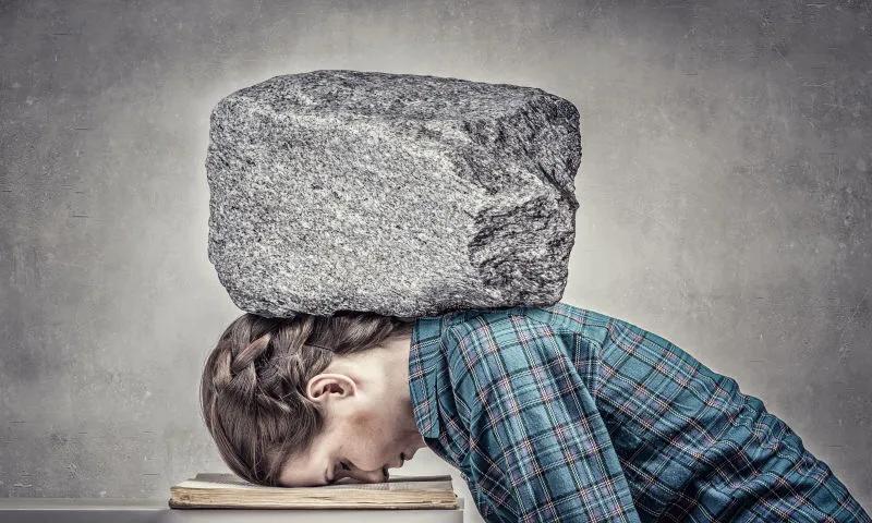 女生掉头发严重,女生掉头发怎么安慰