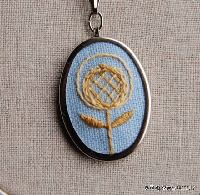 刺绣装饰项链,超级简单又可爱的刺绣教程