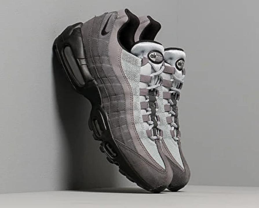 薪水好少球鞋好贵？买不起联名神鞋，你还有这4双“替代方案”