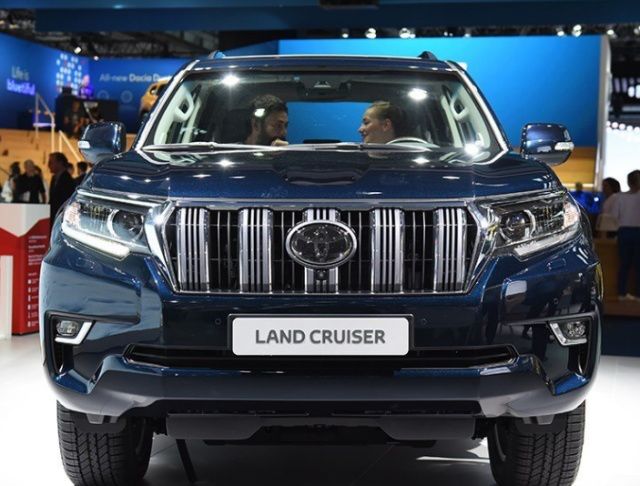 丰田霸道油电混动参数配置,丰田霸道2015款八气囊报价