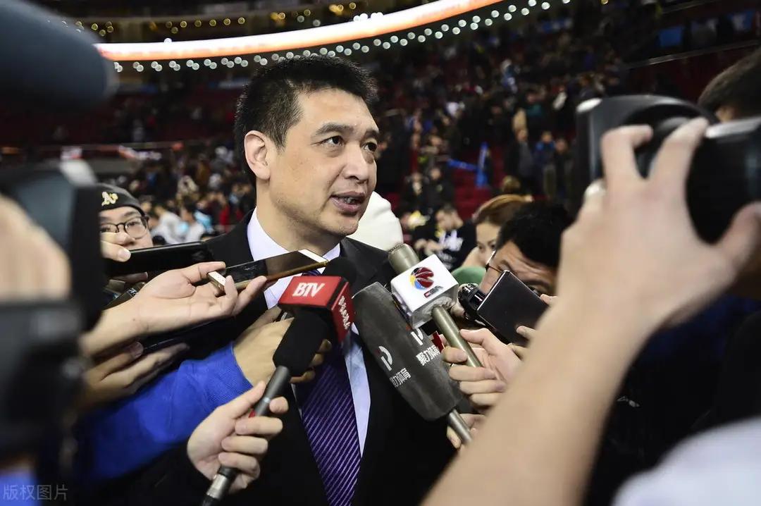 北京首钢欲启动换帅计划，最佳主帅人选浮出水面，球队困境将解决