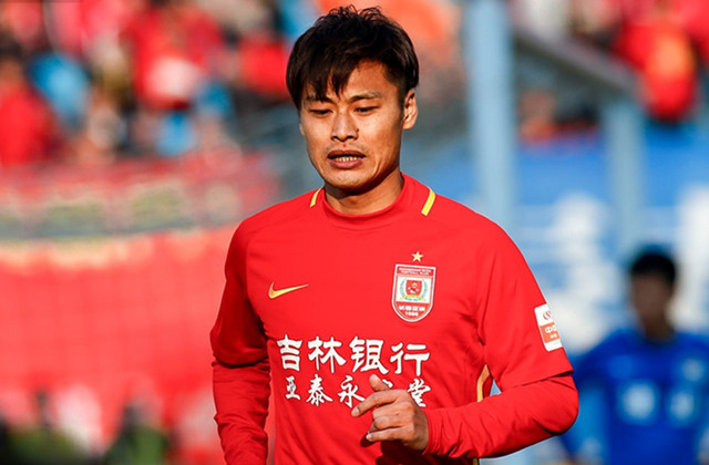 中国足球名将有望迎执教新篇章,中国男足留洋军团迎来久违喜讯