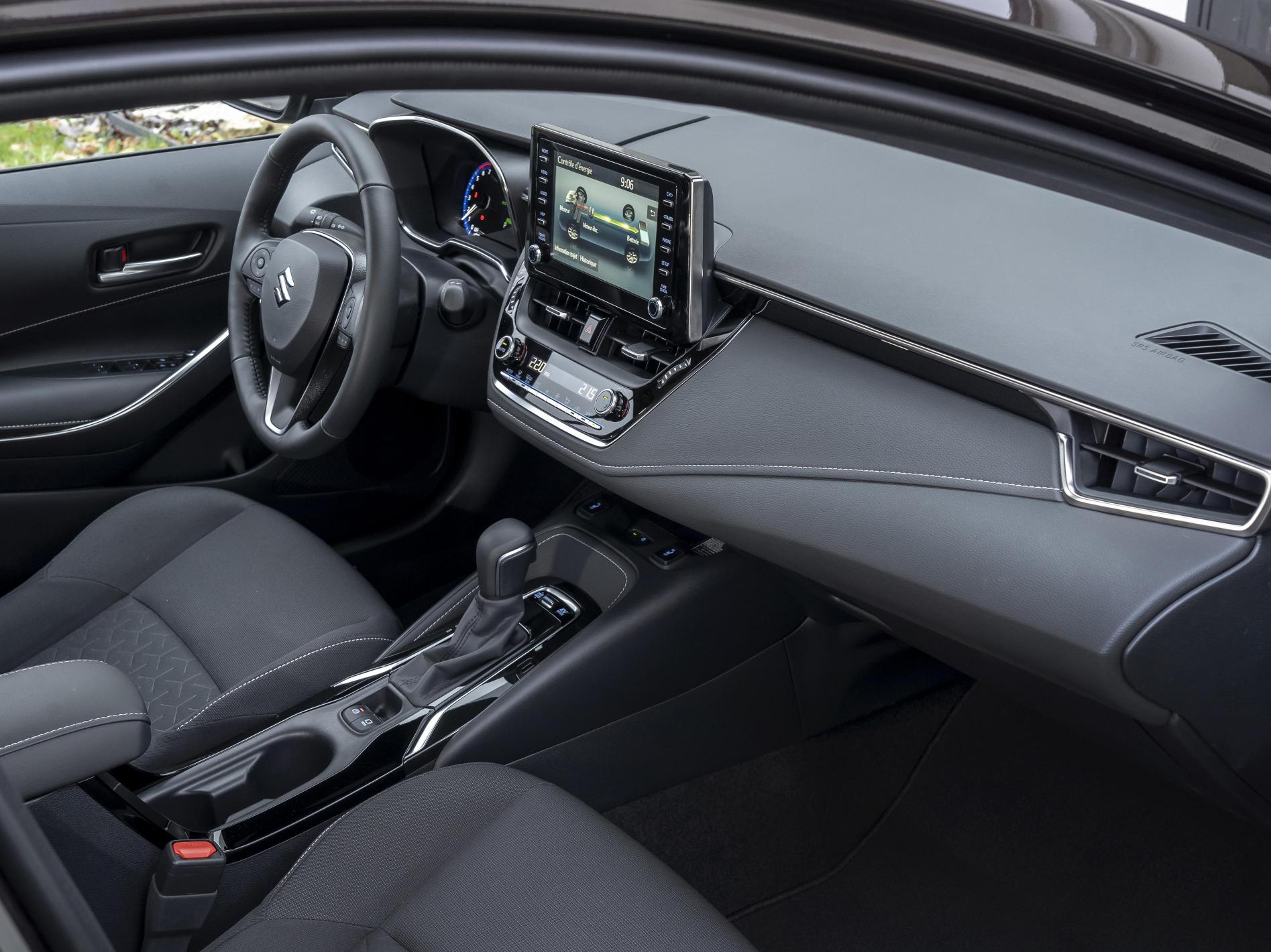 铃木维特拉后排座椅放倒能睡人不,铃木维特拉后排放倒睡觉怎么操作