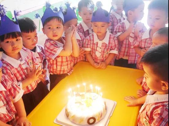 清远盛兴中英文学校介绍地图,清远盛兴中英文学校的标识