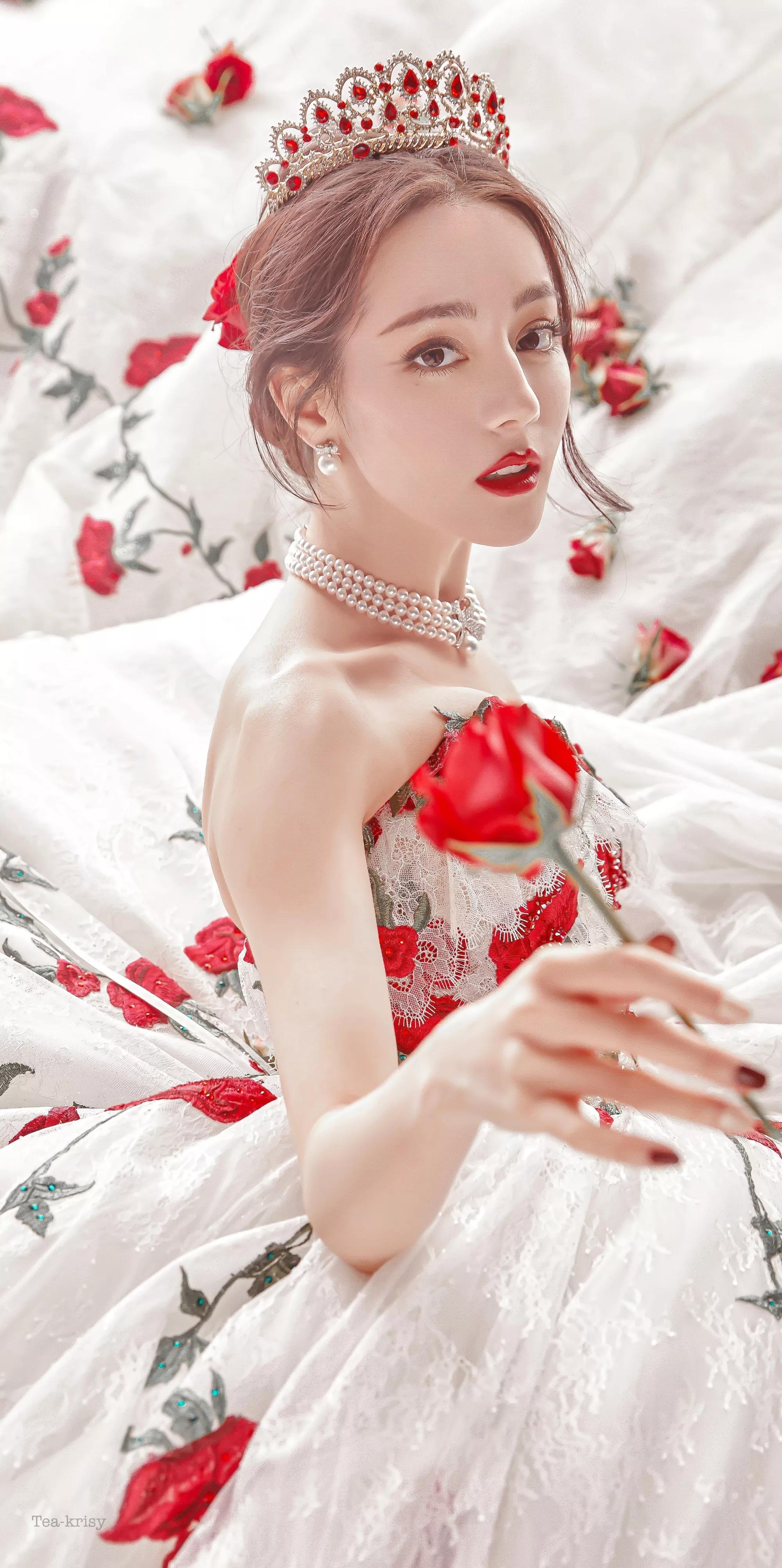 迪丽热巴玫瑰庄园的造型,迪丽热巴玫瑰庄园照片