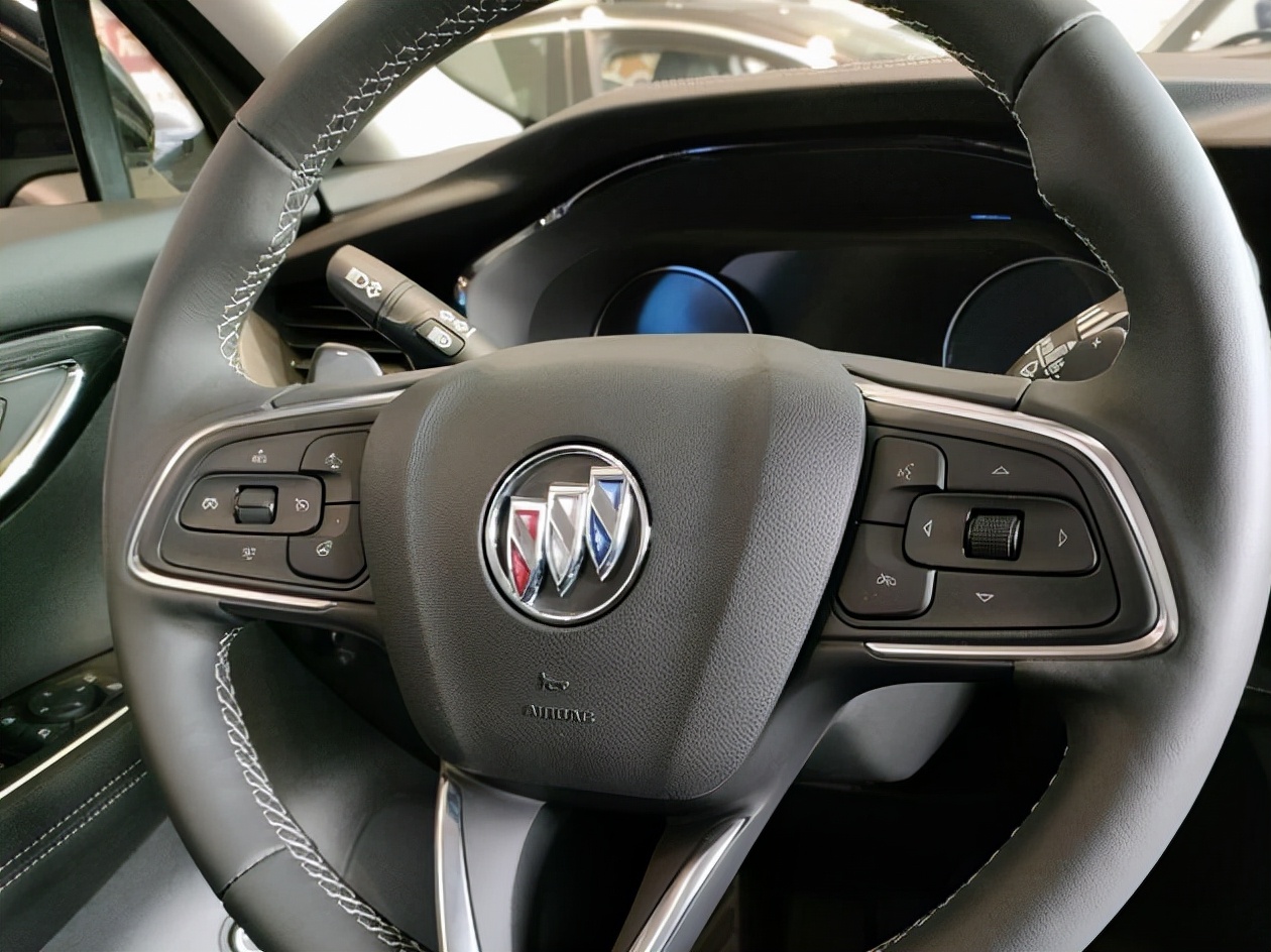 昂科威plus空间怎么样,昂科威plus空间有途观大吗