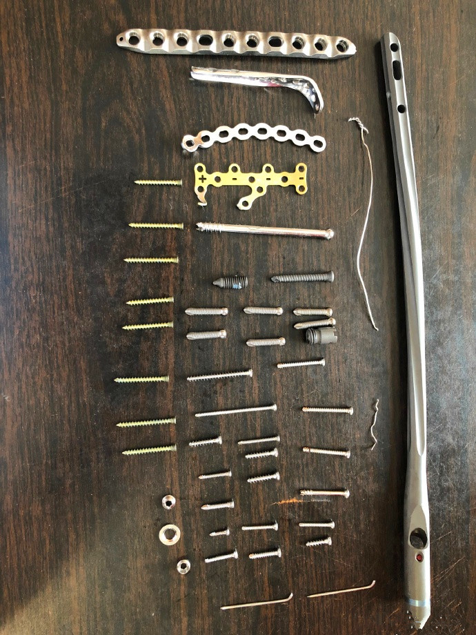 开眼了，能让女孩带着荧光棒听相声的只有他了，为啥这么火？