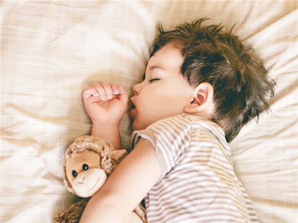 宝宝午睡难怎么办？不愿睡与不需要睡，父母应分清原因对症下药