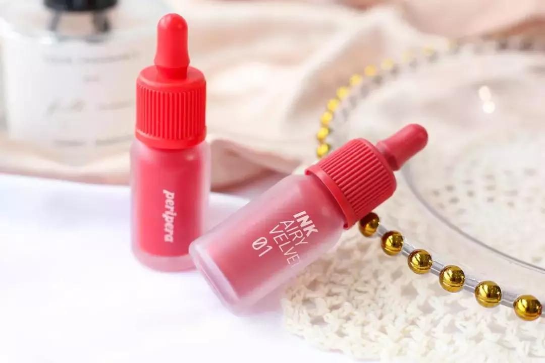 大牌口红不拔干显白试色推荐种草,显白好用的口红推荐