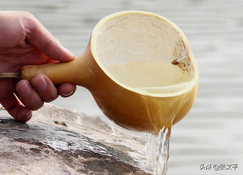 擓，一个身世成谜的方言口语词，却妙趣横生，深为人们喜闻乐道