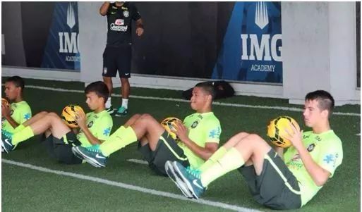 国外足球夏令营,2024年暑假欧洲足球夏令营