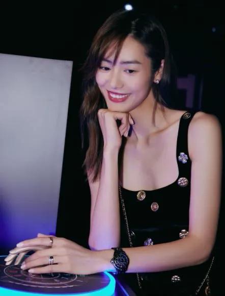 chanel秀场的中国明星,chanel腕表发布酒会