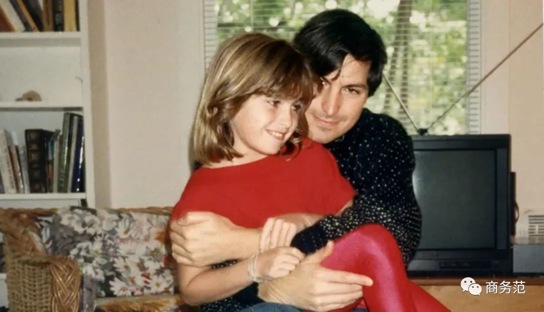 乔布斯长大后与养父母感情,乔布斯小女儿近况