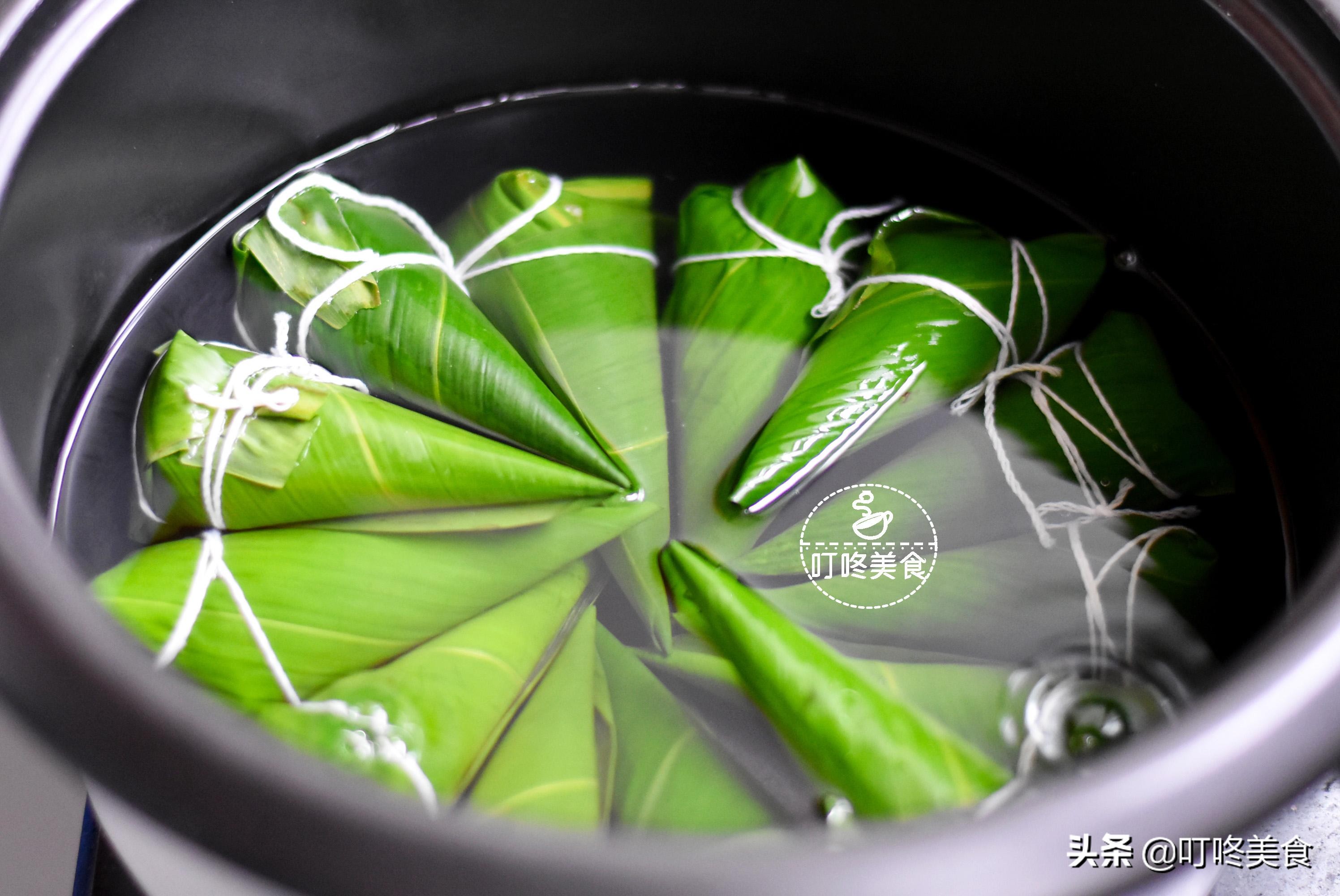 碱水粽慢教程,小碱水粽怎么包