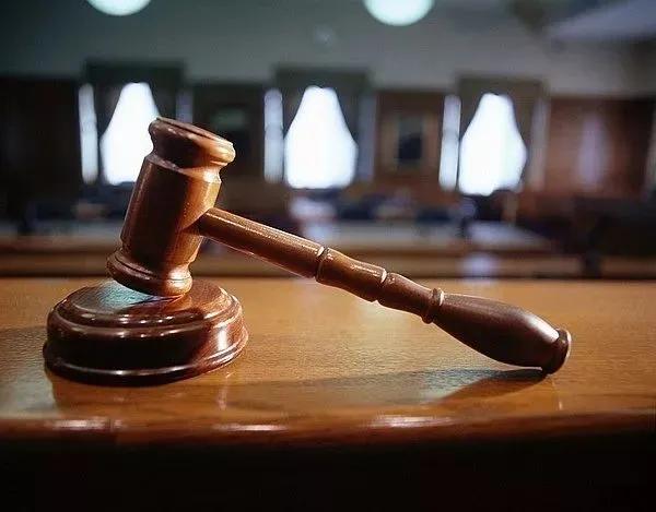 8岁的熊孩子偷偷买了6千元的苹果手机，家长焦虑：钱能退吗？