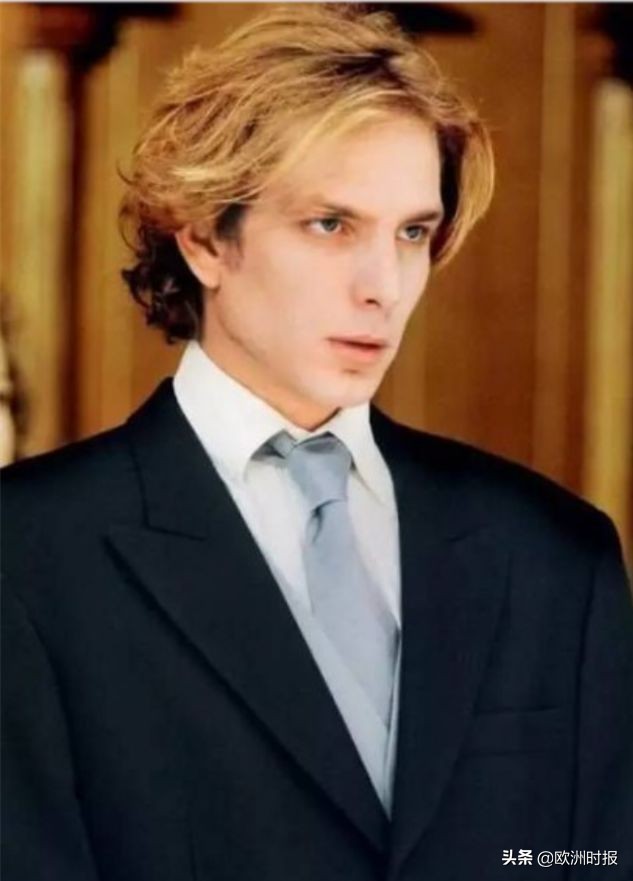 全欧了:外国人都在淘宝上买啥?欧洲人买假发,俄罗斯人买*袜丝**